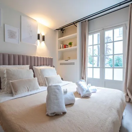 Elegant - 2br-6p - Notre Dame Cathedral Paris