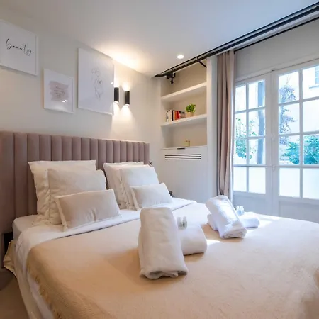 Elegant - 2br-6p - Notre Dame Cathedral Apartment