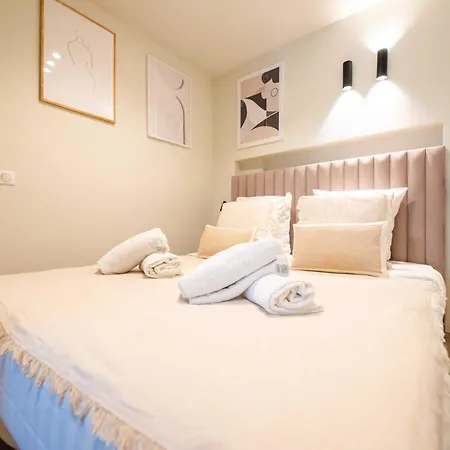شقة Elegant - 2br - 6p - Notre Dame Cathedral *