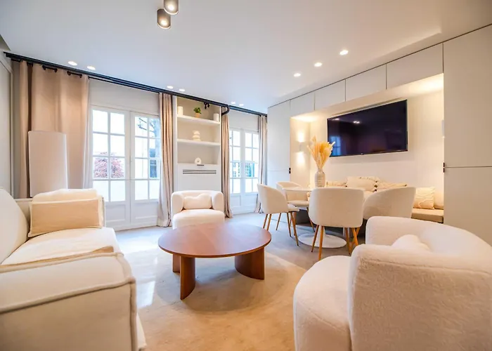 Elegant - 2br - 6p - Notre Dame Cathedral 파리